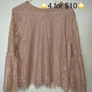 ⭐️4 for $10⭐️Fancy Blouse